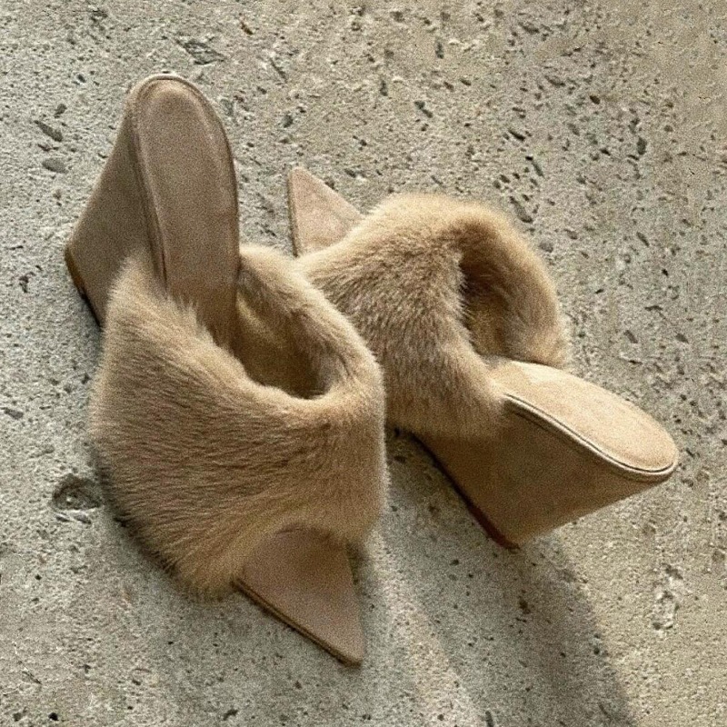 Winter Clothing Brands - Soffici pantofole da donna zeppe sandali