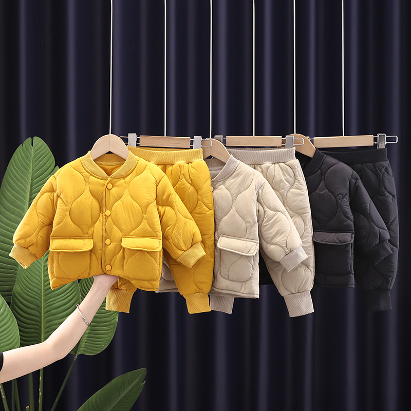 Nuovi set per bambini autunno  - Winter Clothing Activities For Toddlers recensione e prezzo